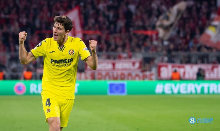 记者:曼城考虑阿克替代人选,目标包括库利巴利、保-托雷斯等