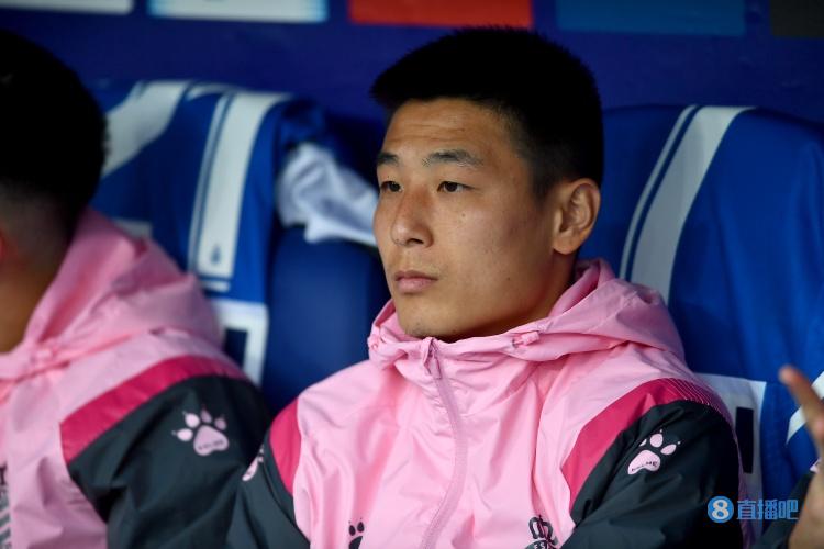 东体:武磊类似于奥斯卡 年过而立为人夫为人父需考虑现实情况