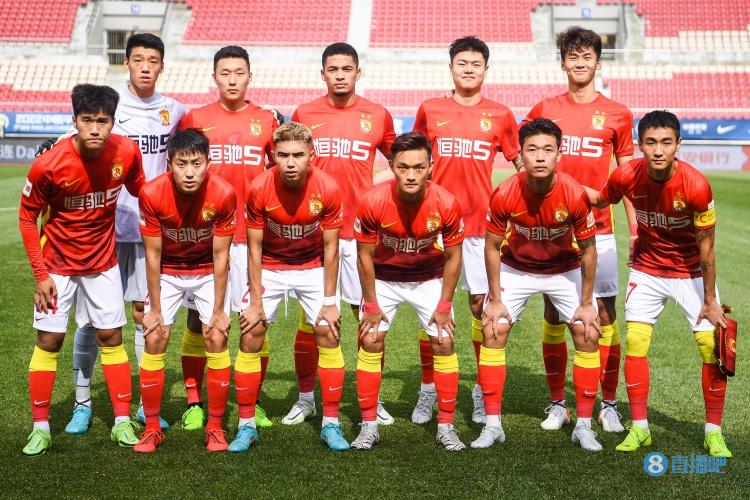 足球报：广州队想引援必须追加投资，任何外援无法接受60万年薪