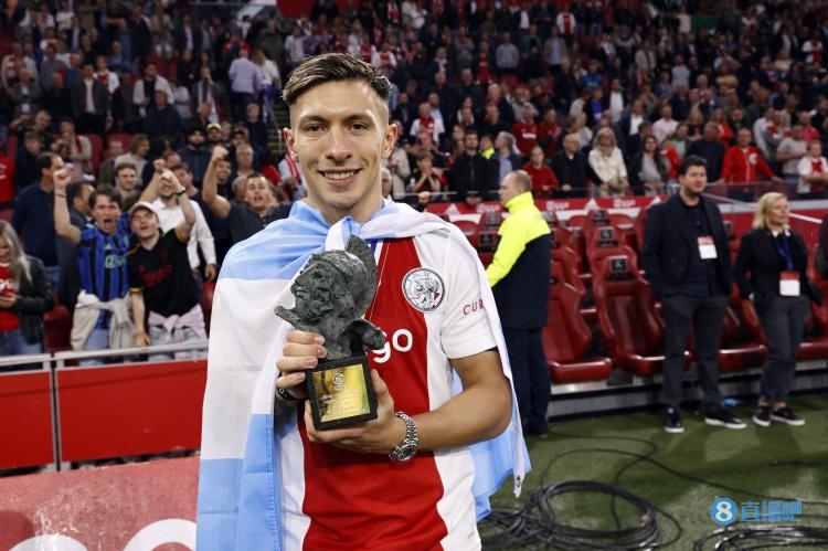 罗马诺：阿贾克斯准备与利桑德罗-马丁内斯讨论离队事宜