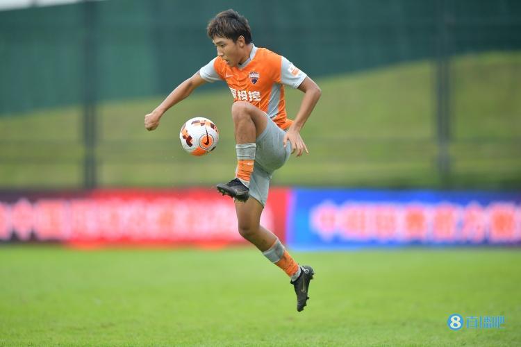 黄锐烽:年轻球员上场了就要展现活力和激情 希望未来为国征战