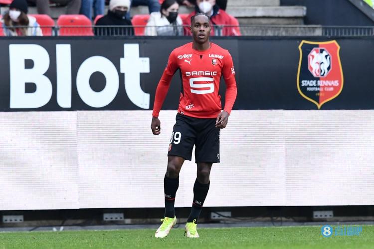 记者:特尔的经济团队将支付一部分转会费,促成球员加盟拜仁