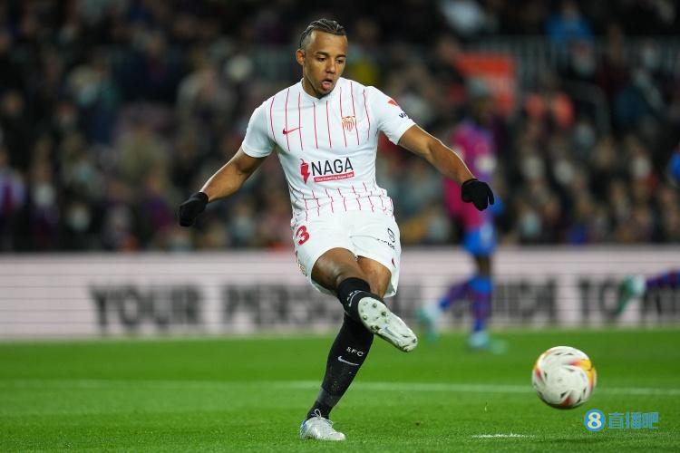 标晚:切尔西不愿再提高对孔德的报价,现将目光转向邓弗里斯