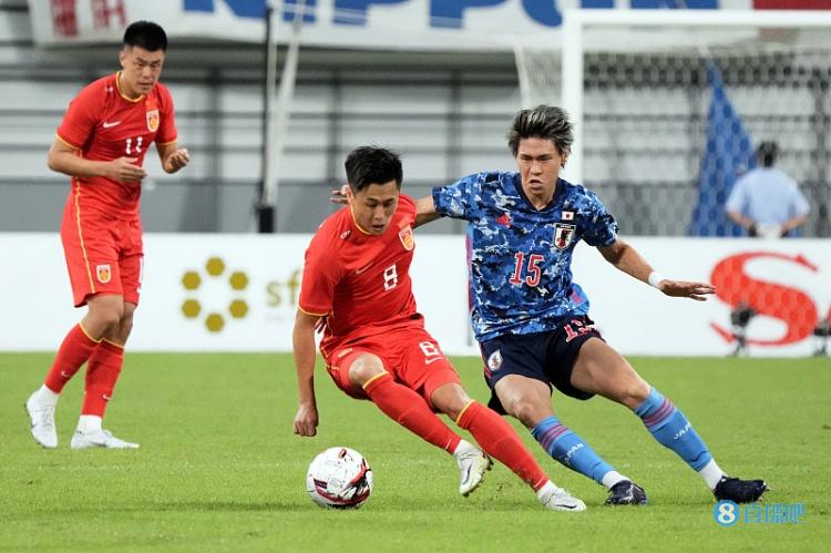 马德兴：国足重点演练定位球，扬科维奇希望队员重视中国香港队