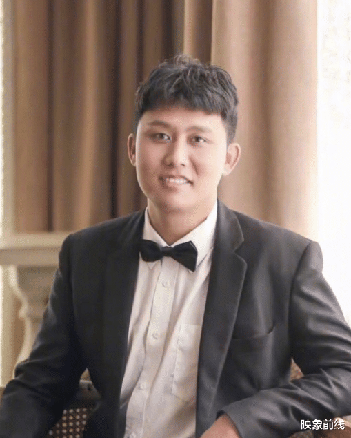 父亲节当天，他营救落水儿童牺牲，沉没前最后回头看了一眼妻儿