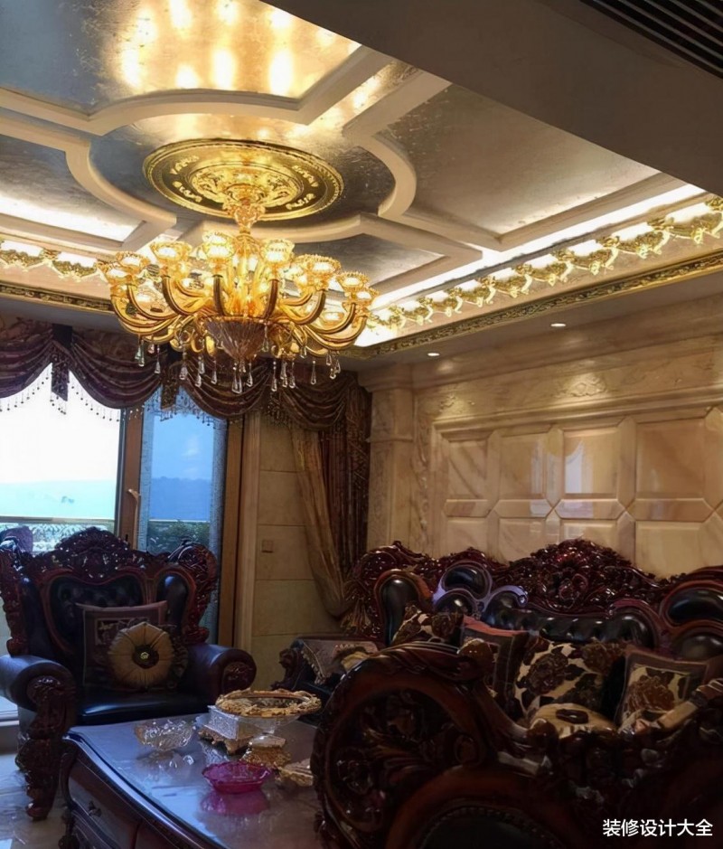 晒晒我家220平别墅,一个吊灯花了20万,你们见过这样豪华装修的吗?