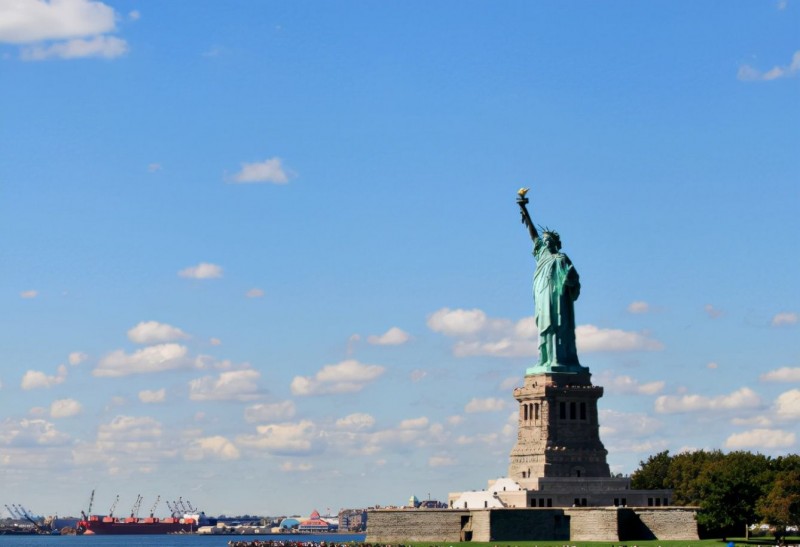 都是好消息，美英法集体“后院起火”，西方乱象达到新高度