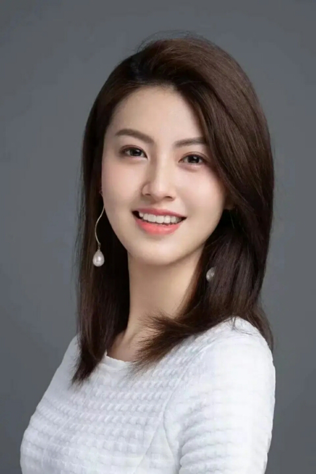 在大学的时光中我学到了知识我收获了爱情