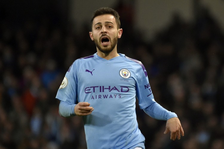 记者:巴萨将全力引进曼城中场B席,需先让德容离队