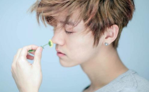 偶像不能偶然像的图片 偶像不能偶然像