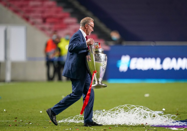 鲁梅尼格:国米仍是意甲夺冠最大热门 莱万走了但拜仁锋线仍强大