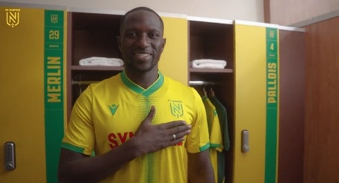 西索科：按照法超杯的踢球方式，巴黎就是不可抵挡的