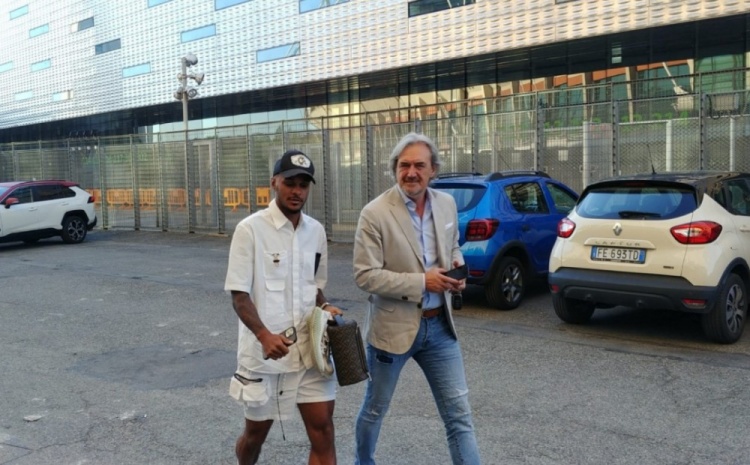 迪马济奥：国米边卫拉扎罗正接受体检，准备租借加盟都灵