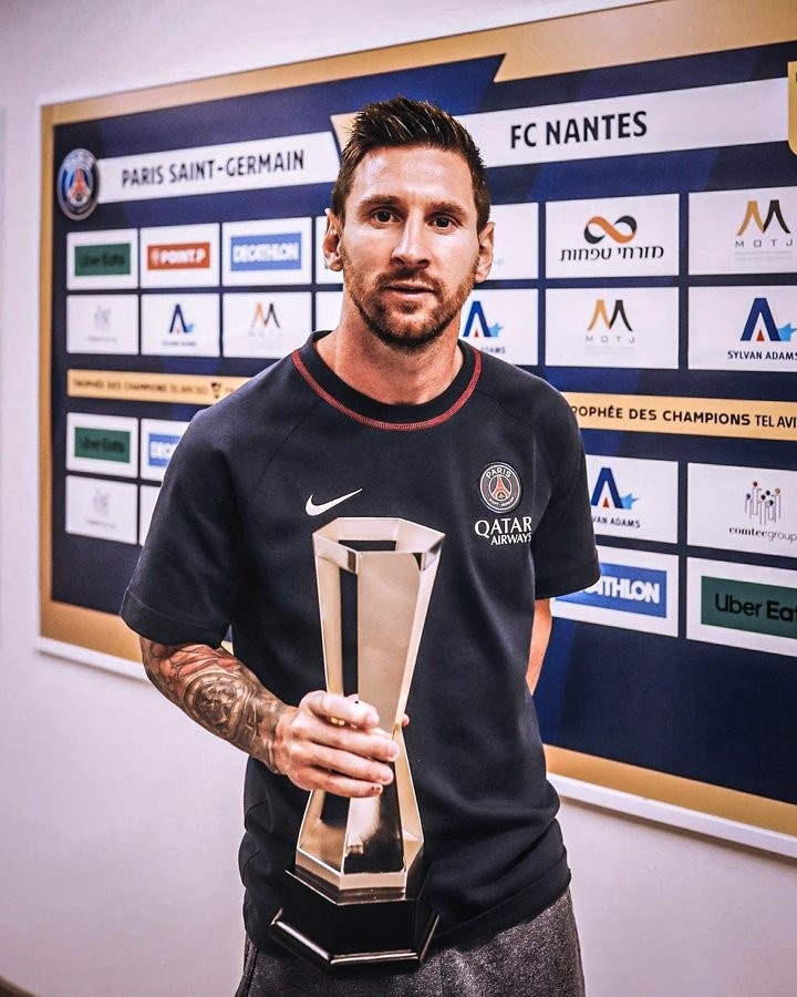 搞事?ESPN晒梅西法超杯MVP照,配文:“国王周日出战?”