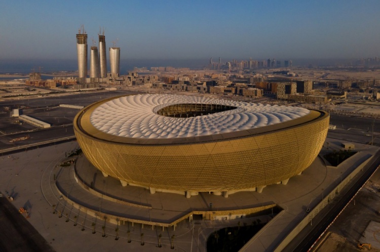 卡塔尔世界杯决赛球场可容纳8万人