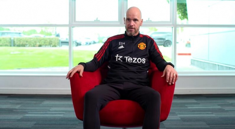 滕哈赫:C罗能适应我的足球,但他需要先保持身体状态并证明自己