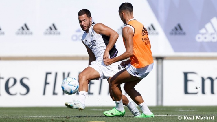 备战欧洲超级杯,皇马官网晒球员训练照