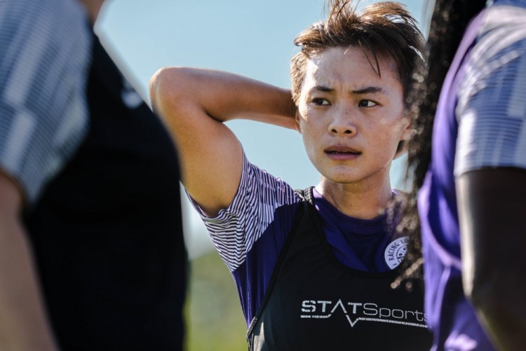 【图集】加油!来看王霜在路易斯维尔竞技的首训帅照