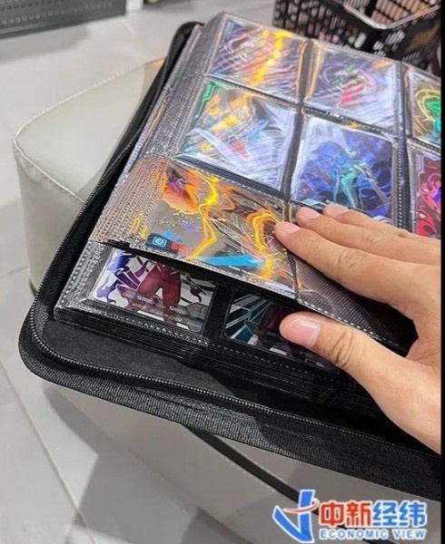 相信光的代价有多贵?家长花200万给孩子收集奥特曼卡片没能集齐