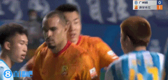 崩盘前兆?开场仅6分钟福布斯头球双响!广州城0-2武汉长江!