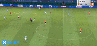 纸糊的防线!仅16分钟福布斯戴帽,广州城0-4武汉长江!