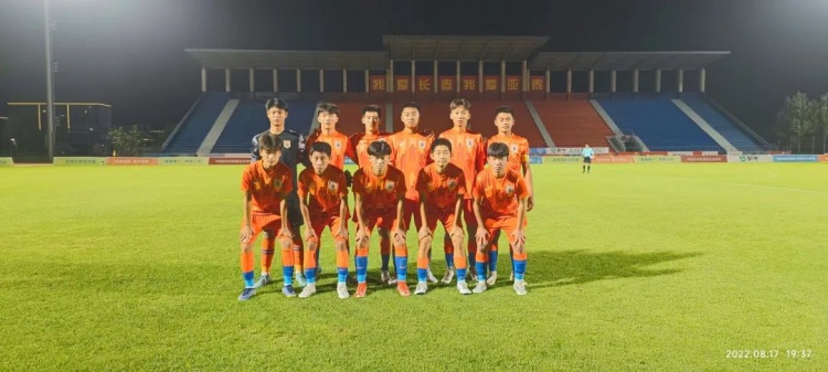 第一届青少年足球联赛,鲁能足校U13与U15均晋级四强