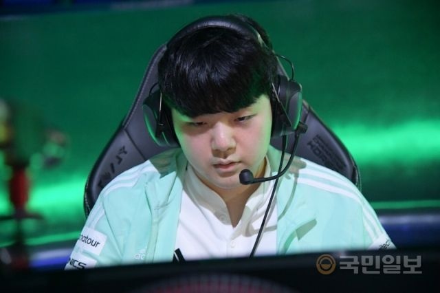 Canyon：说实话我们夺冠的几率最小 很遗憾未能迅速适应版本