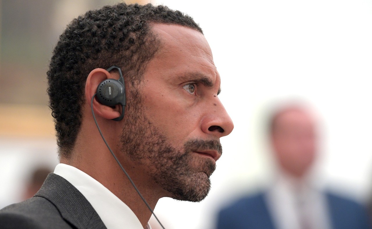 费迪南德:别再舔着求德容加盟了,穆瓜弗爵爷都不会这么做