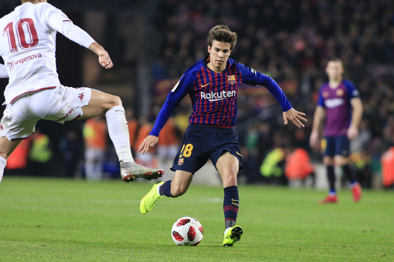 罗马诺：巴萨接受洛杉矶银河对普吉报价，将拥有二次转会分成