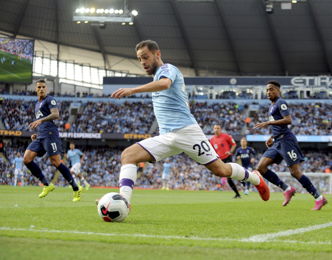 瓜迪奥拉谈B席:他会在与巴萨的慈善赛中为曼城效力