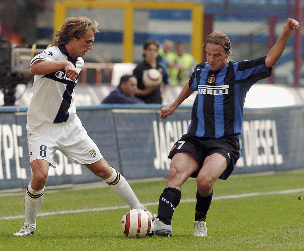 范德梅德:若库库雷利亚身价6500万欧,那邓弗里斯至少8000万!