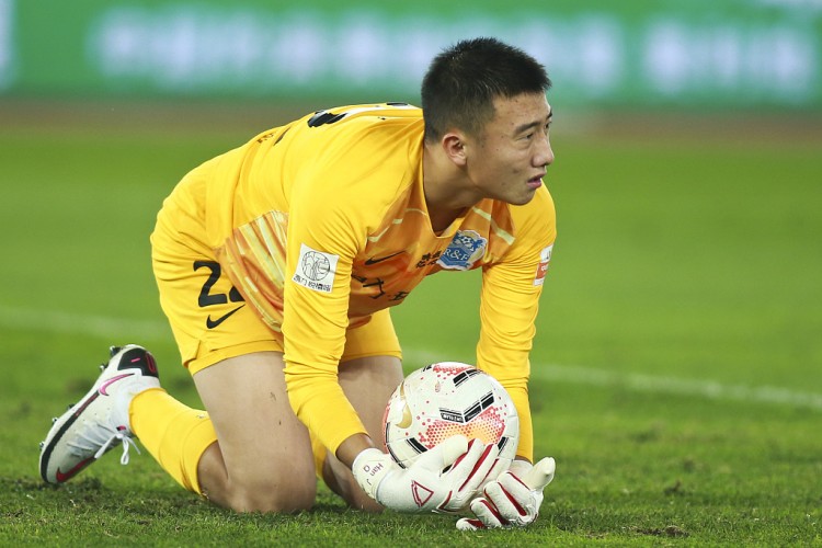 广州城官方:韩佳奇已经落地梅州,即将与球队会合