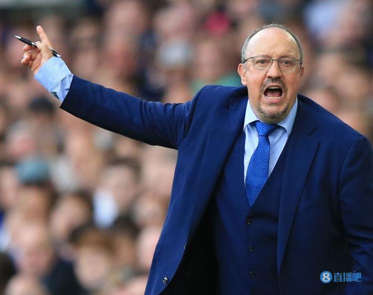 贝尼特斯:国米和尤文在意甲竞争中领先 金球奖应该给本泽马