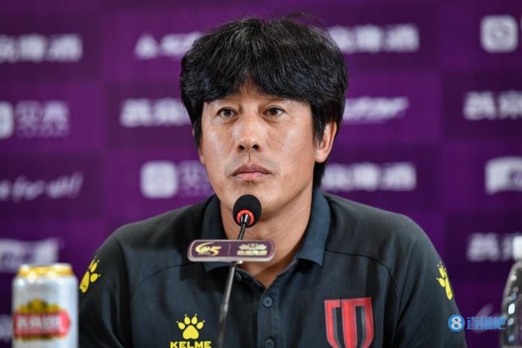成都蓉城队主教练及球员专访——来看看他们都说了些什么？