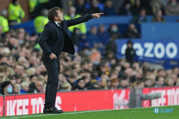 热刺赛季前瞻:厉兵秣马孔蒂志存高远,紧密赛程魔鬼训练还奏效?