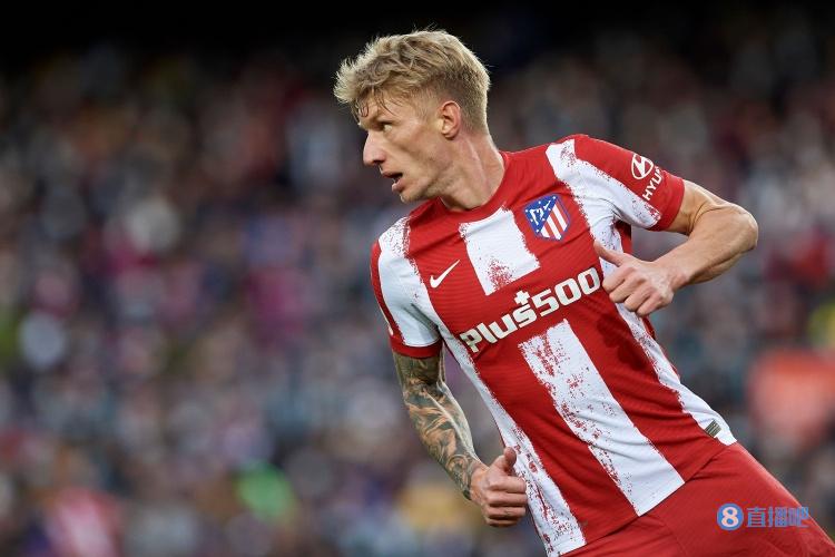 罗马诺:马竞33岁中场瓦斯将回归布隆德比,球员正接受体检