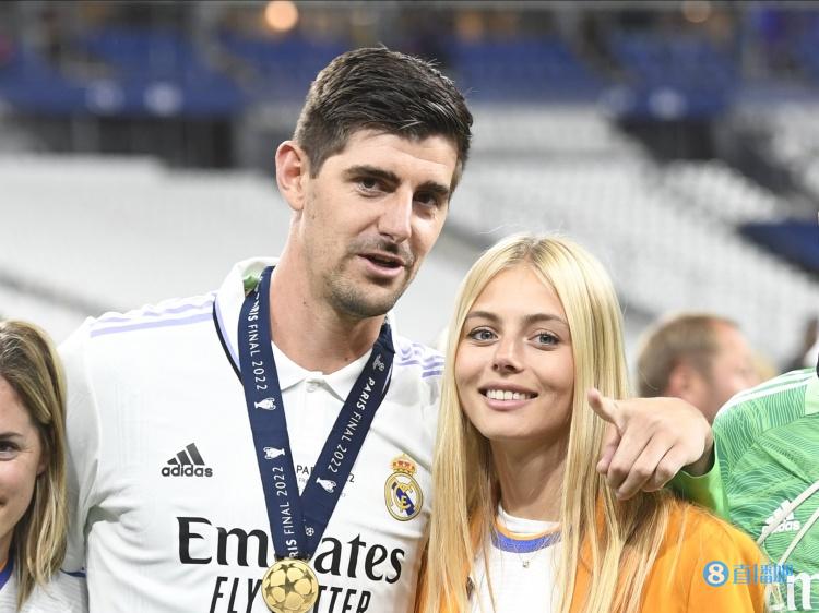 库尔图瓦是2009年以来,首位同年欧冠决赛欧超杯均零封的门将