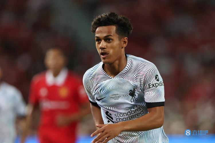 墨菲:法比奥-卡瓦略能成为天才球员,他充满自信且具有创造力