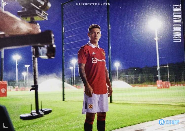 西尔维斯特:出色的弹跳和对时机的把握,可弥补利桑德罗身高不足