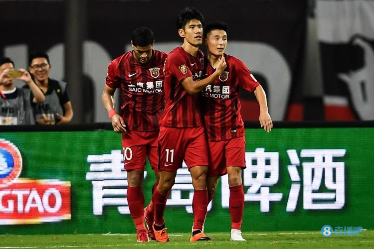 准备一解磊瘾！4年前武磊破外援10年垄断，27球零点球中超金靴！