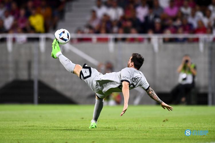 詹俊：中锋梅西新赛季解锁新技巧！欧冠和世界杯期待内马尔闪光