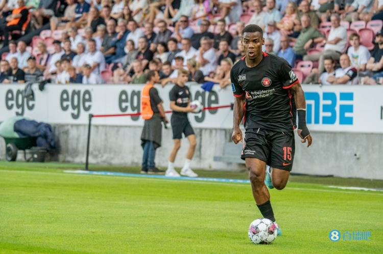 意媒：米兰将昂耶迪卡视为中场引援首选，中日德兰要价700万欧