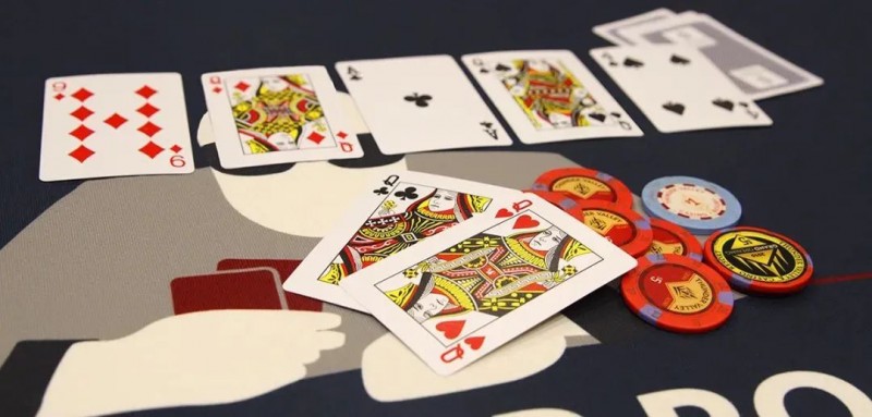 【EV扑克】为什么翻前不要用QQ跟注?