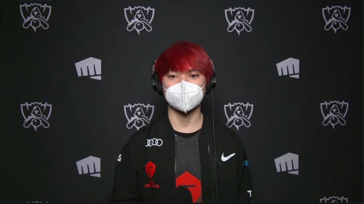 赛后群访JackeyLove:我们目前最需要解决的就是前期的防Gank