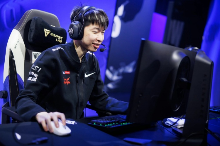 JDG赛后返图:将每一次胜利的机会都把握在手中