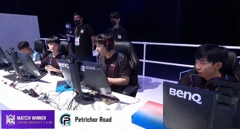 ?PGC败者组第一日R4:PeRo雄狮觉醒 11杀大吃一鸡冲击榜首!