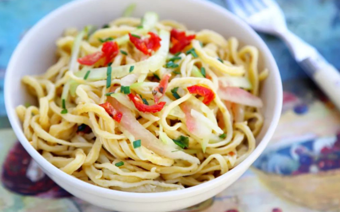 手擀面的图片 手擀面