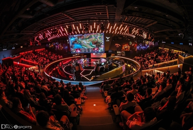 LCK暂停对海外选手发放超级账号!23年一季度内将收回全部账号