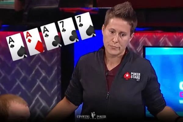 【EV扑克】WSOP主赛第一级别拿AA中葫芦却被淘汰?这剧情真狗血!
