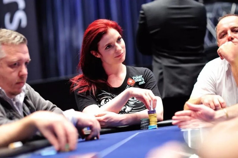 【EV扑克】教学:利用马脚判断对手「底牌强弱」